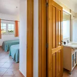 4-schlafzimmer-villa R2- Garten- Pool- By Interhome Holiday home Albufeira